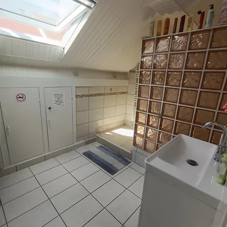 1 Simple Guest house Limeil-Brevannes